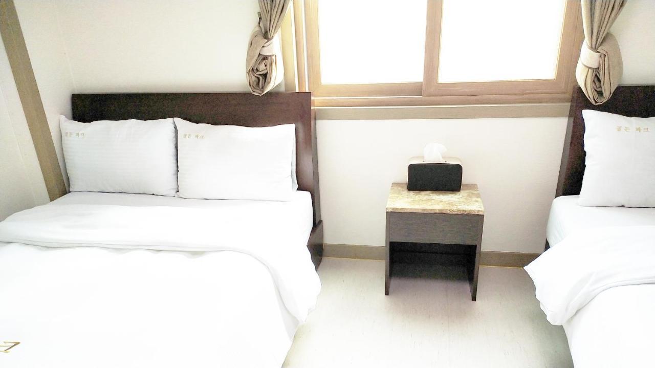 Golden Park Hotel 2*